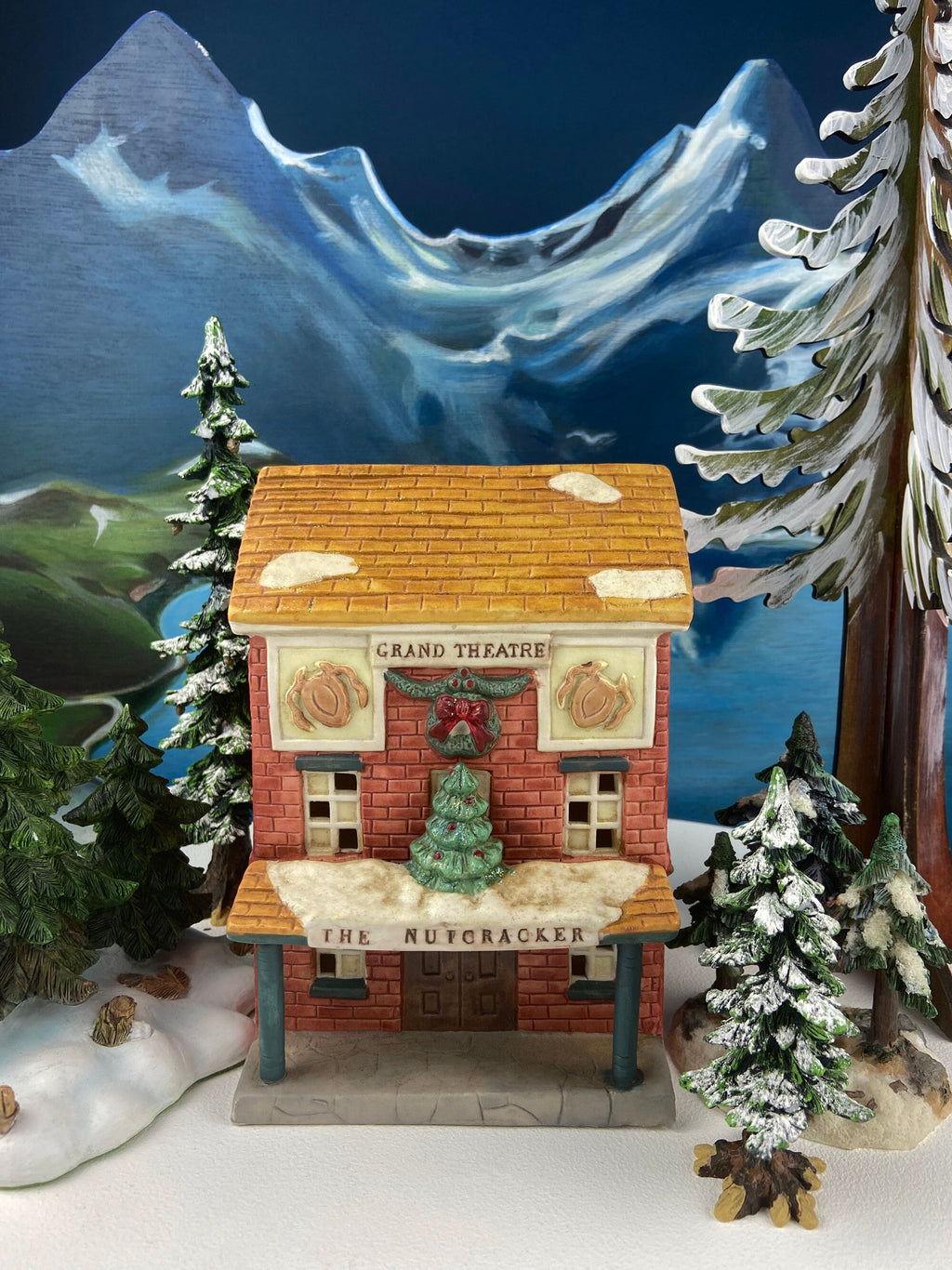 Nutcracker Grand Theater, Lighted Village House
